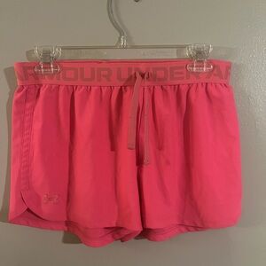 Under Armour girls pink‎ Shorts